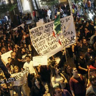 Cineastas 'toman' la Cineteca por Ayotzinapa