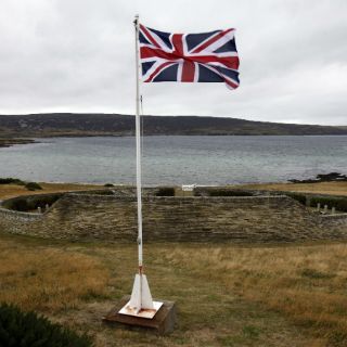 'Las Malvinas son Argentinas', cartel obligatorio en transporte público
