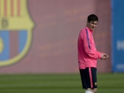 Tras haber dicho que desea retirarse en el Barcelona pero que eso no depende sólo de él, Messi vuelve en busca del récord de Zarra. AFP / J. Lago