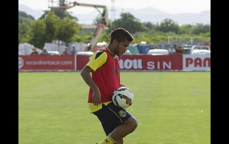 El centrocampista mexicano es citado por el técnico del Villarreal, Marcelino García Toral para enfrentar al Getafe. TWITTER / @jona2santos