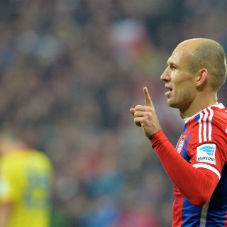 El Bayern golea al Hoffenheim y sigue de líder