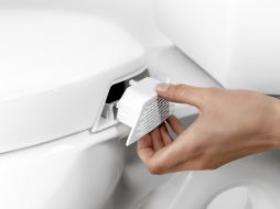 Kohler empezó a vender los asientos el 10 de noviembre, a tiempo para la temporada navideña. AP / D. Wallace