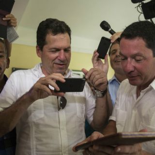 Quiero ayudar a la gente de Cuba: John Hemingway