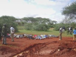 Diecinueve hombres y nueve mujeres fallecen tras los disparos de los insurgentes. EFE /