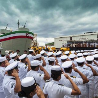 Zona Naval en Veracruz realiza ceremonia por Día de la Armada