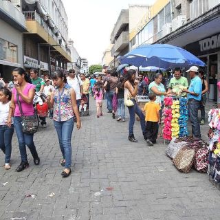 Toleran aumento de ambulantes en el Centro