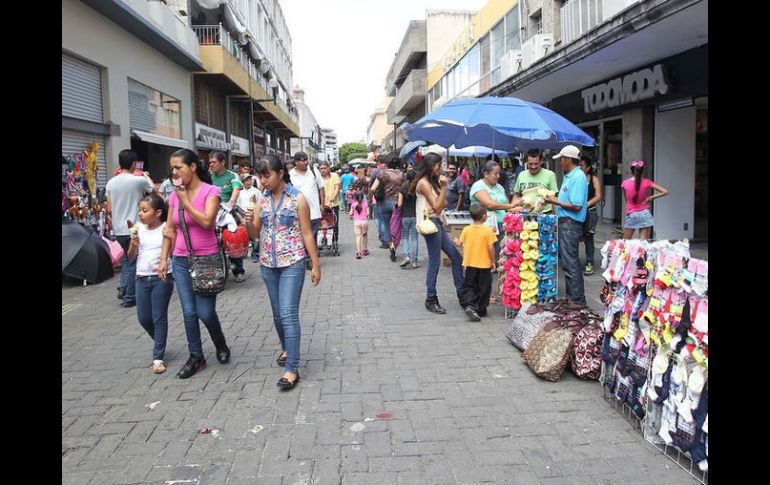 El comercio informal dejó al Centro histórico tapatío fuera de la lista del Patrimonio Mundial de la Unesco. EL INFORMADOR / ARCHIVO