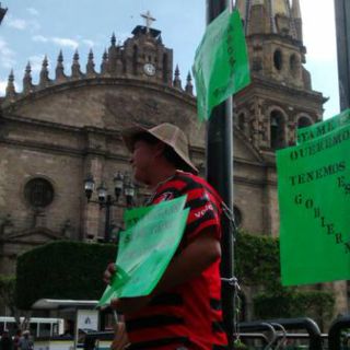 La CEDHJ interviene por comerciante en huelga de hambre