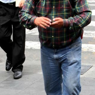 La Segob emprende campaña para bloquear celulares robados