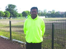 Constancia. José Alberto Godínez Silva, exfutbolista profesional ahora practica el atletismo.  /