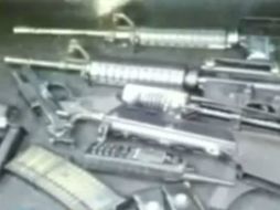 Al momento de su detención, los presuntos agentes portaban armas largas. YOUTUBE / Cadenatres Noticias