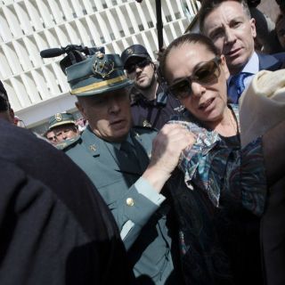 Denuncian supuestos privilegios de Isabel Pantoja en la cárcel