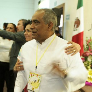 Raúl Vargas lamenta salida de Cuauhtémoc Cárdenas