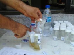 El chofer entregó el pasado domingo un recipiente lleno con líquido espumoso. TWITTER / @TransporteJal