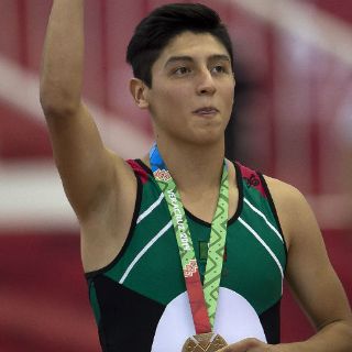 José Vargas gana oro en gimnasia de trampolín de JCC