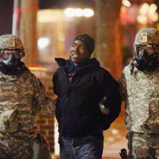 Caso Brown revive conflictos raciales en Estados Unidos