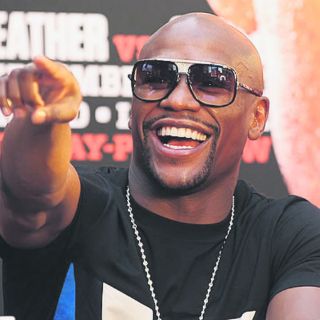 Mayweather responde con video a reto de Pacquiao