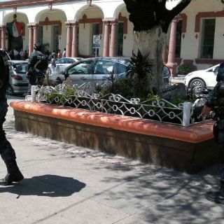 La PGR se traslada a Guerrero tras hallazgo de 11 cuerpos