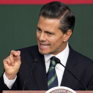 Caso Iguala debe cambiar a México, dice Peña Nieto