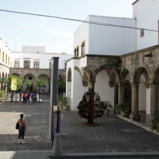 Dibujante francés presenta exposición en Guadalajara