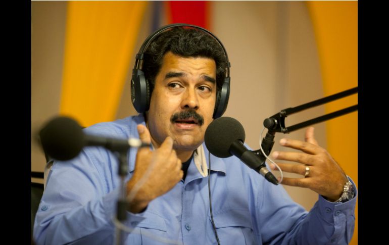 Para el presidente venezolano el precio justo del petróleo en el mercado mundial 'no debe bajar de 100 dólares' por barril. AP / ARCHIVO