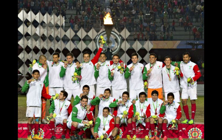 El futbol varonil mexicano conquistó su sexta medalla de oro en la historia de los JCC, primera desde la edición México 1990. MEXSPORT / A. Macías
