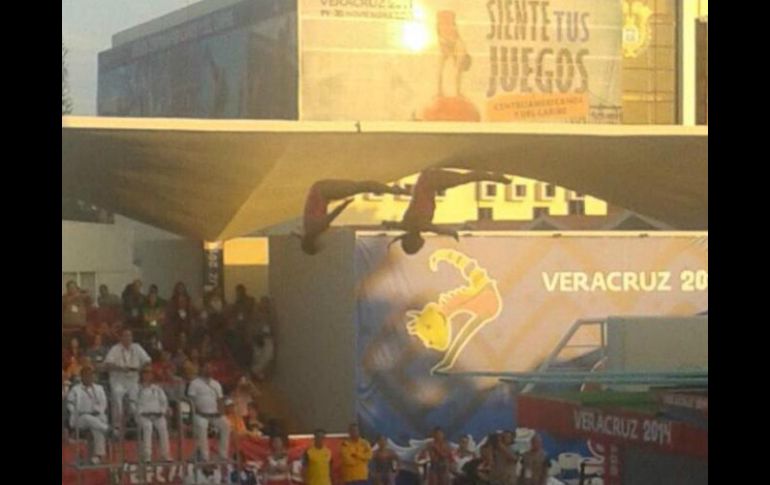 El equipo nacional sumó 304.20 puntos para la medalla áurea. TWITTER / @JVeracruz2014