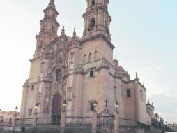 Las construcciones religiosas dejan sin palabras a los paseantes, gracias a su majestuosidad. EL INFORMADOR /