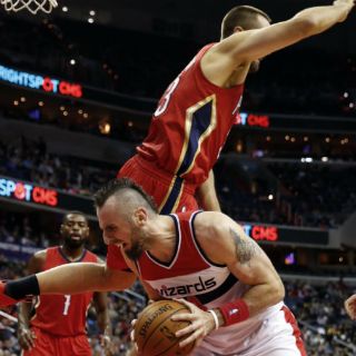 Gortat, clave en triunfo de Wizards sobre Pelicans