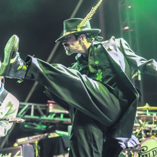 Maldita Vecindad hace del ska un grito de protesta