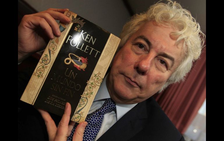 El autor británico utiliza sus estudios de filosofía y periodismo para crear sus historias. EL INFORMADOR / ARCHIVO