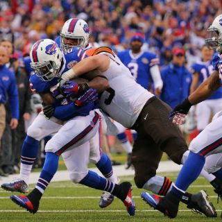Bills vencen a Manziel y Cafés