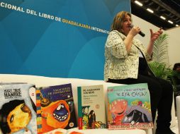 Mónica Weiss asegura que si el dibujo no dice algo más que el texto, no tiene mucho sentido para los lectores. EL INFORMADOR / E. Barrera