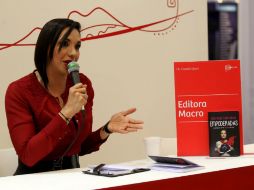 Mónica Cabrejos visita por primera vez la Feria Internacional del Libro. EL INFORMADOR / E. Barrera