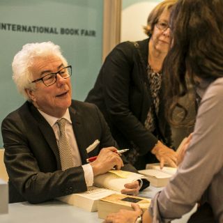 Ken Follett, con exactitud inglesa