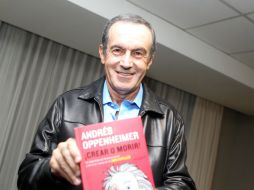 Oppenheimer para la realización de su obra entrevistó a personalidades como Pep Guardiola. EL INFORMADOR / A. Hinojosa
