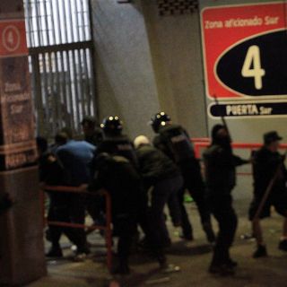 Eliminación del Atlas provoca desmanes en el Estadio Jalisco