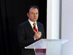 Si las condiciones económicas y de recaudación lo permiten, después de 2016, podrían bajar los impuestos; señala Videgaray. NTX / ARCHIVO