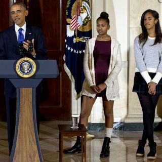 Asistente de legislador renuncia tras críticas a hijas de Obama