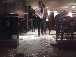 En la calle de Madrid granaderos han encapsulados a manifestantes.CIUDAD DE MÉXICO (01DIC2014).- Elementos de resguardo y seguridad d SUN / J. Sánchez