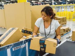 PLANTA FABRIL. Dos años de la reforma. Bloomberg  /