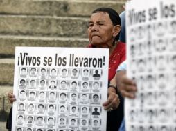 La movilización por el 40 aniversario de la muerte del guerrillero está dedicada a la presentación de los estudiantes con vida. AFP / A. Estrella