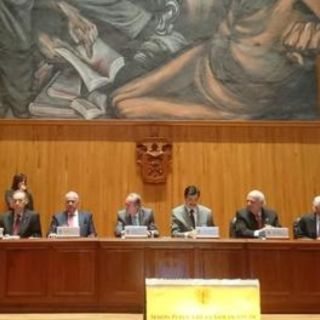 Académicos presentan proyecto de diccionario fraseológico