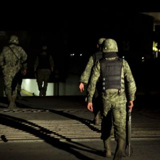 Enfrentamiento entre marinos y civiles deja un herido