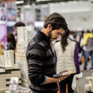 El libro más caro de la FIL 2014 cuesta 25 mil pesos