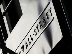 El selectivo S&P colocó su nueva plusmarca en los 2 mil 74.32 enteros. AP / ARCHIVO