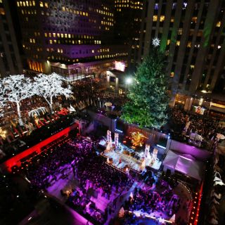 Encienden árbol de Navidad del Rockefeller Center