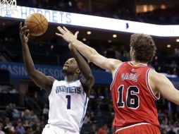 Pau Gasol tmabién estuvo fino en la retaguardia, pues ganó 14 rebotes defensivos. AP / C. Burton