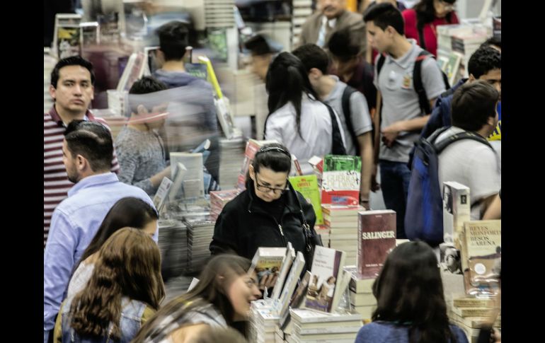 Y tú ¿ya sabes qué tipo de asistente a la FIL eres?. EL INFORMADOR / A. Hernández