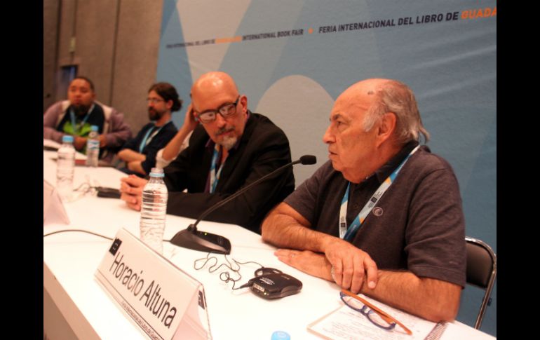 Patricio Betteo, Francisco Haghenbeck, Horacio Altuna y el francés Nicolas de Crécy participaron en el coloquio. EL INFORMADOR / A. Hinojosa